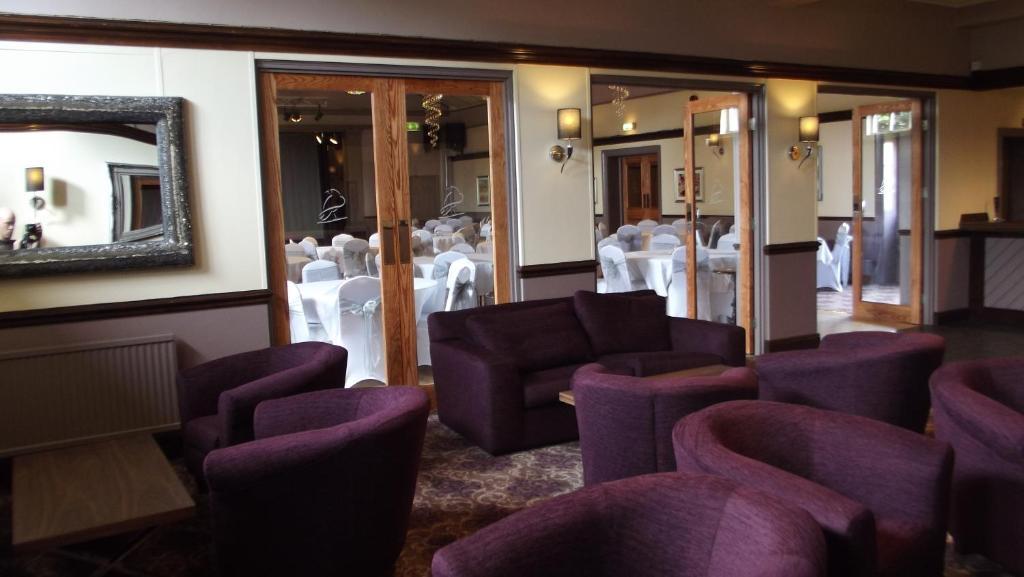 The Raven Hotel Corby Eksteriør bilde